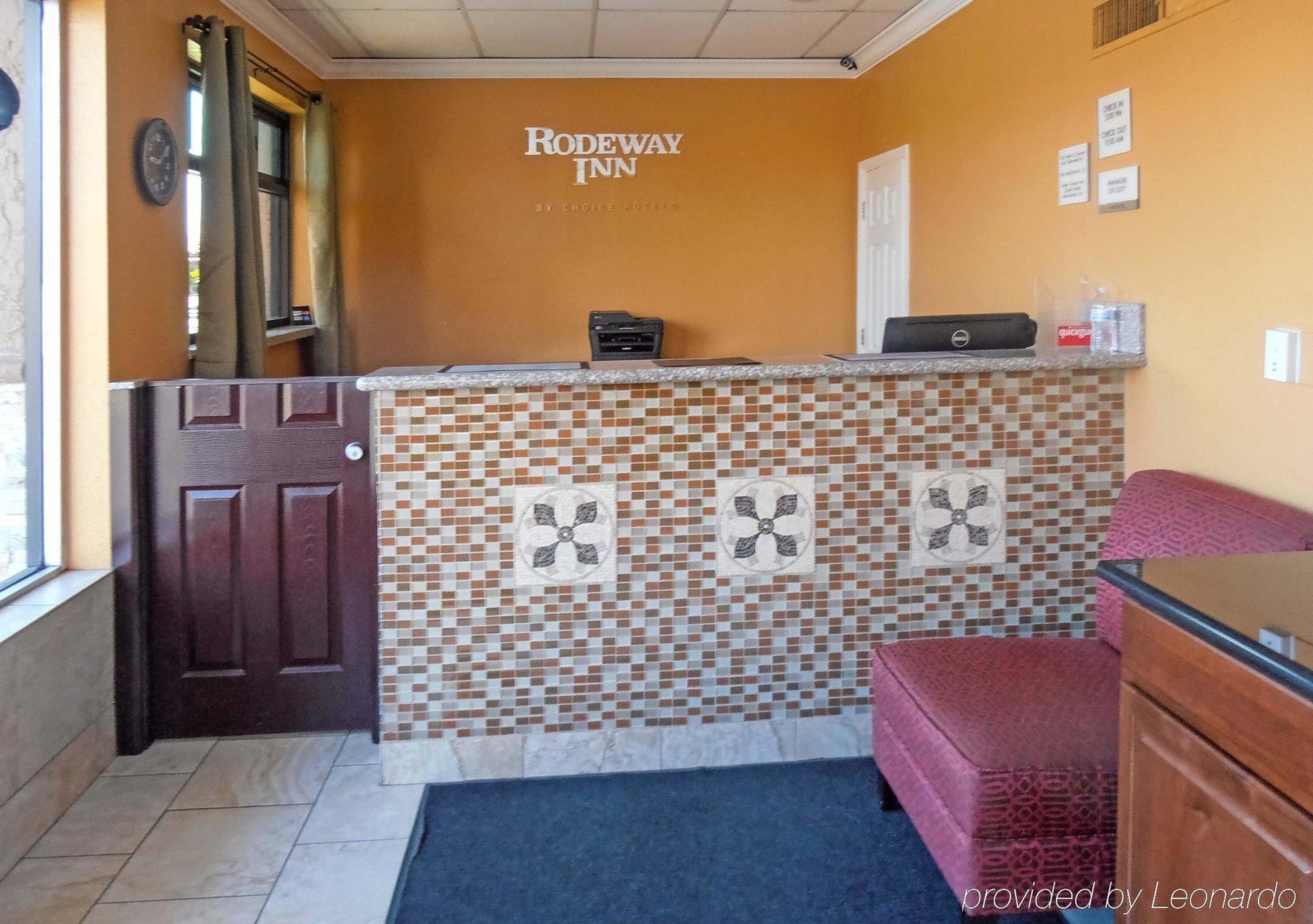 Rodeway Inn Тусон Екстериор снимка
